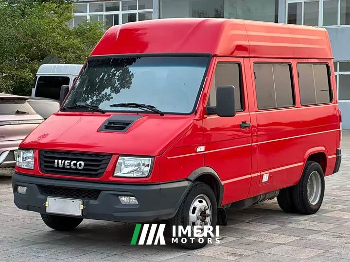 Iveco Daily 2.5T A35M1 Short Wheelbase Mid-Roof Dual Rear Wheels Side Sliding Door 5-9 Seater - ავტომობილი ჩინეთიდან