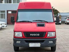 Iveco Daily 2.5T A35M1 Short Wheelbase Mid-Roof Dual Rear Wheels Side Sliding Door 5-9 Seater - ფოტო 2