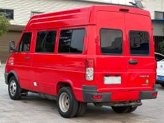 Iveco Daily 2.5T A35M1 Short Wheelbase Mid-Roof Dual Rear Wheels Side Sliding Door 5-9 Seater - ფოტო 7
