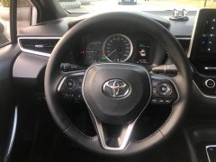 Toyota Corolla Hybrid 1.8H E-CVT Luxury - ფოტო 17