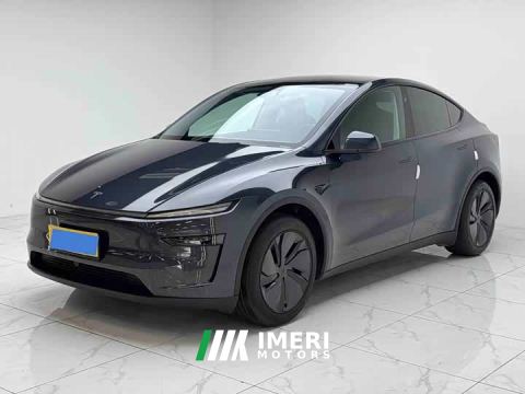 2025 Tesla Model Y Rear-Wheel Drive
