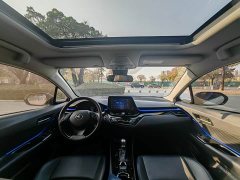Toyota C-HR 2021 2.0L Luxury - ფოტო 17