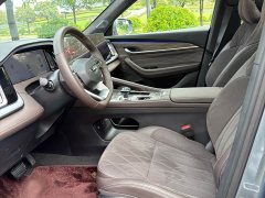 Geely Xingyue L 2026 Oriental Radiance 2.0T Automatic Moonlight Edition - ფოტო 12