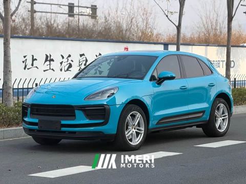 2022 Porsche Macan 2.0T