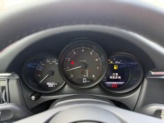 Porsche Macan 2.0T - ფოტო 17