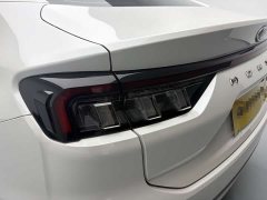 Ford Mondeo 2023 EcoBoost 180 Comfort - ფოტო 11