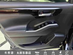 Toyota Highlander 2023 2.5L Intelligent Hybrid AWD Premium 7-Seater - ფოტო 15