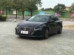 Nissan Teana 2.0L XL-Upr Comfort Edition - ფოტო 1