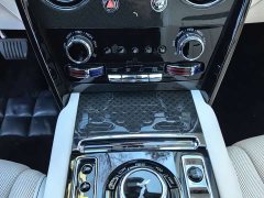 Rolls-Royce Cullinan 2020 Black Badge - ფოტო 17