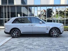 Rolls-Royce Cullinan 2020 Black Badge - ფოტო 5