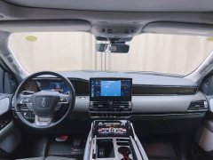 Lincoln Navigator 2024 3.5T Long Wheelbase Presidential Edition - ფოტო 13
