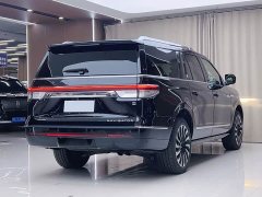 Lincoln Navigator 2024 3.5T Long Wheelbase Presidential Edition - ფოტო 17