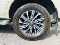 Toyota Tuouda 2020 2.5L XL Upper 4WD Automatic Four-Wheel Drive Luxury Edition - ფოტო 13