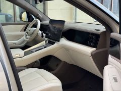 Denza BYD Denza N8L Flagship - ფოტო 16