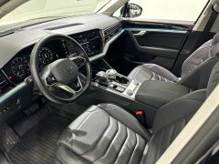 Volkswagen Touareg 3.0TSI Rui Xiang Edition Obsidian Black Sport Package - ფოტო 11
