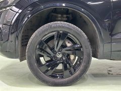 Volkswagen Touareg 3.0TSI Rui Xiang Edition Obsidian Black Sport Package - ფოტო 15