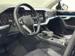 Volkswagen Touareg 3.0TSI Rui Xiang Edition Obsidian Black Sport Package - ფოტო 17
