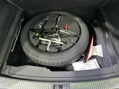 Volkswagen Touareg 3.0TSI Rui Xiang Edition Obsidian Black Sport Package - ფოტო 9