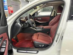 BMW 3 Series 320Li M Sport Package - ფოტო 4