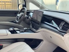 Denza D9 2022 DM-i 970 AWD Flagship - ფოტო 20