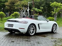 Porsche 718 2020 Boxster 2.0T - ფოტო 18