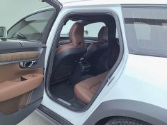 Volvo V90 Cross Country B5 AWD Intelligent Remote Edition - ფოტო 9