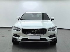 Volvo V90 Cross Country B5 AWD Intelligent Remote Edition - ფოტო 1