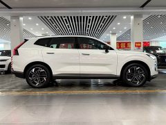Volvo XC70 Plug-in Hybrid 2026 AWD Extended Range Core - ფოტო 5