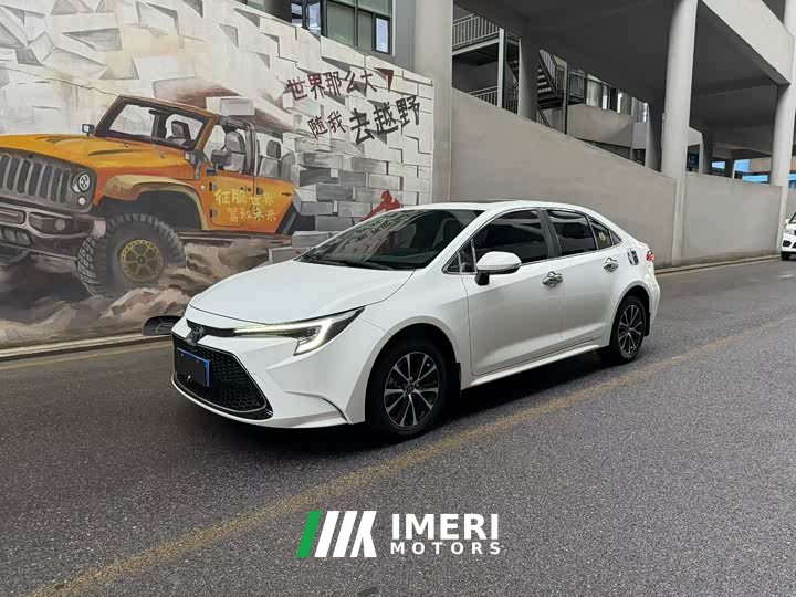 Toyota Corolla 1.8L CVT Luxury - ავტომობილი ჩინეთიდან