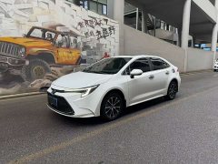 Toyota Corolla 1.8L CVT Luxury - ფოტო 1