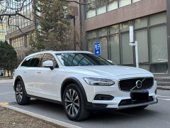 Volvo V90 Cross Country B5 AWD Intelligent Remote Edition - ფოტო 3