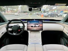 Xiaomi YU7 Four-Wheel Drive Max Edition - ფოტო 13