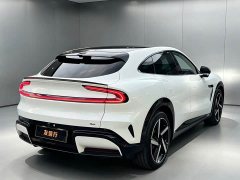 Xiaomi YU7 Four-Wheel Drive Max Edition - ფოტო 4