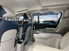Buick GL8 Land Official Business Class 652T Comfort Edition - ფოტო 15
