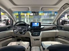 Buick GL8 Land Official Business Class 652T Comfort Edition - ფოტო 7