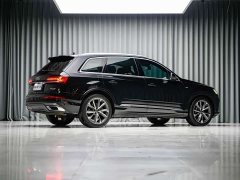 Audi Q7 55 TFSI quattro S line Sport - ფოტო 9