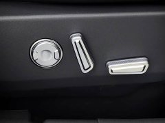 Lincoln Explorer 2023 2.0T AWD EcoBoost Hybrid Elite - ფოტო 18