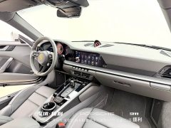 Porsche 911 Carrera 3.0T - ფოტო 19