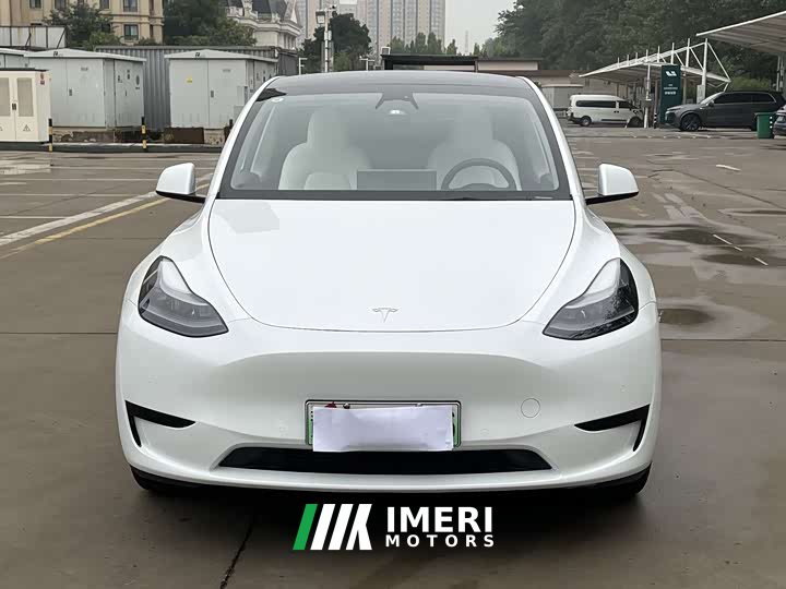 Tesla Model Y Facelift Rear-Wheel Drive