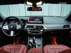 BMW 5 Series 530Li Premier M Sport Package - ფოტო 6