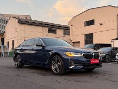 BMW 5 Series 530Li Leading Edition Luxury Package - ფოტო 3