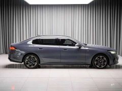 BMW 5 Series 525Li M Sport Package - ფოტო 8