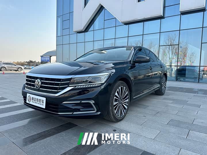 Volkswagen Passat 330TSI Luxury - ავტომობილი ჩინეთიდან