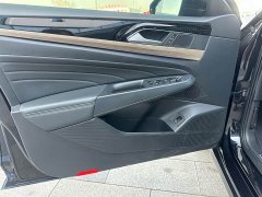 Volkswagen Passat 330TSI Luxury - ფოტო 11