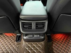 Lexus ES 200 Excellence Edition - ფოტო 16