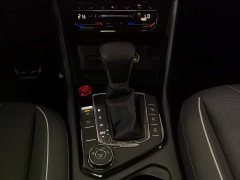 Volkswagen Tiguan L 2023 330TSI Automatic FWD R-Line Comfort Edition - ფოტო 15