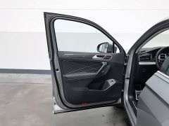 Volkswagen Tiguan L 2023 330TSI Automatic FWD R-Line Comfort Edition - ფოტო 16