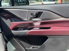Cadillac XT5 2025 2.0T Platinum - ფოტო 20