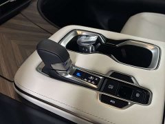 Lexus LM 2023 500h Six-Seat Premium Edition - ფოტო 11