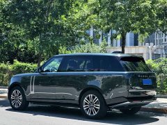 Land Rover Range Rover 3.0 L6 400PS Grand Long Wheelbase Edition - ფოტო 3